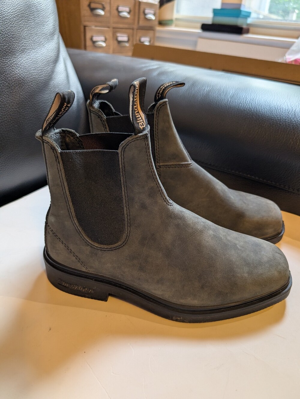Blundstone Chelsea Boots Size 8.5(5.5) In VGUC